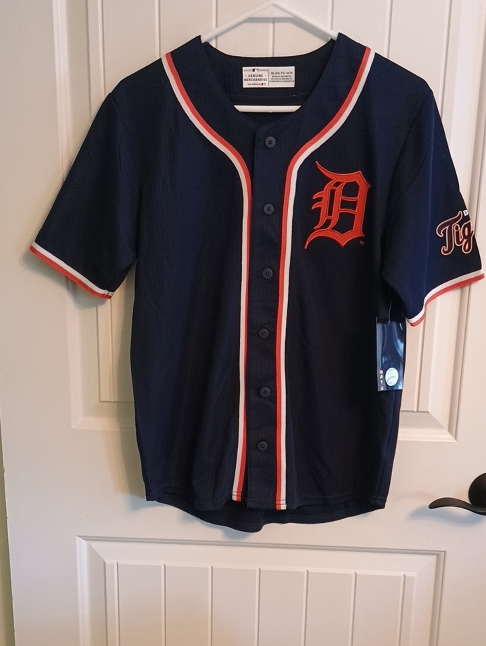 NWT Genuine Merchandise Team Athletics Detroit Tigers Kids Jersey Size 14/16